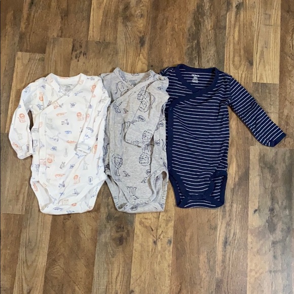 Carter’s Side Snap Design Onesie Bundle 12 Months - Picture 1 of 10